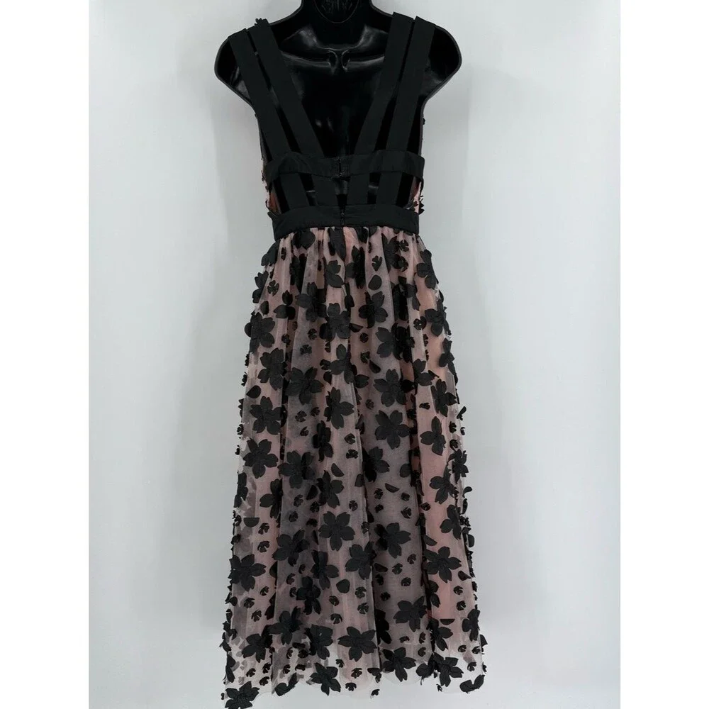 Anthropologie Strappy Floral Floral Appliqúe Tulle Midi Dress | Black /Blush | 0 - Picture 3 of 12
